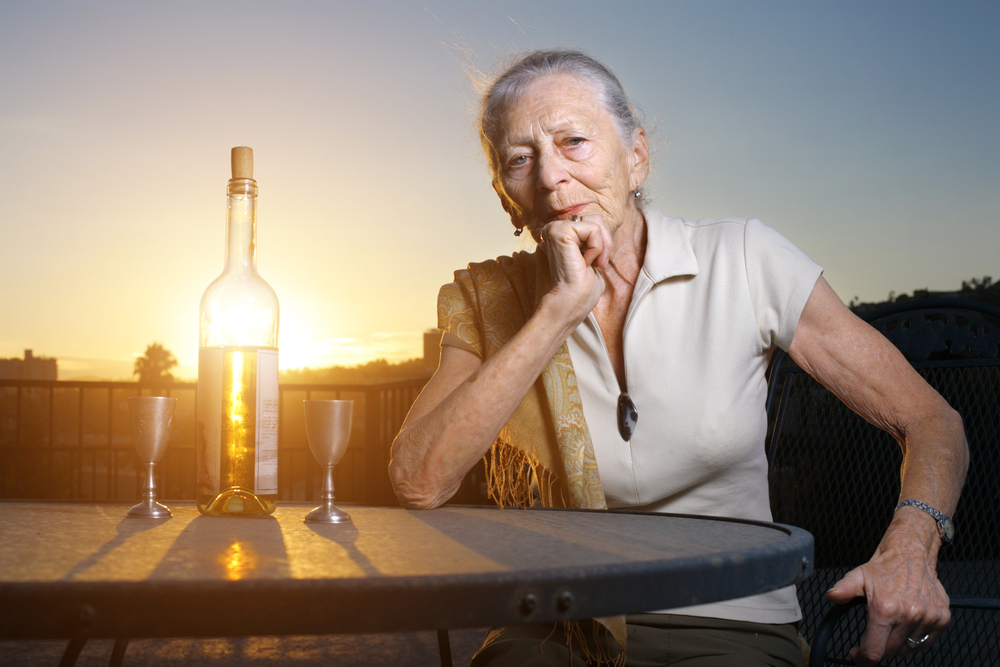 Алкоголизм увеличивает риск развития остеопороза